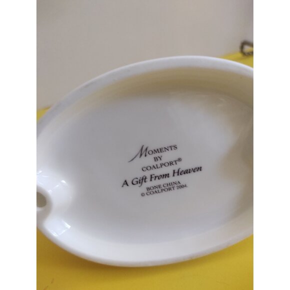 MOMENTS By COALPORT Bone China FIGURINE "A gift from heaven" Stork with baby - Picture 7 of 9